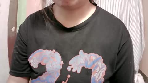 naughtymom_33 online show from 03/17/26, 05:00