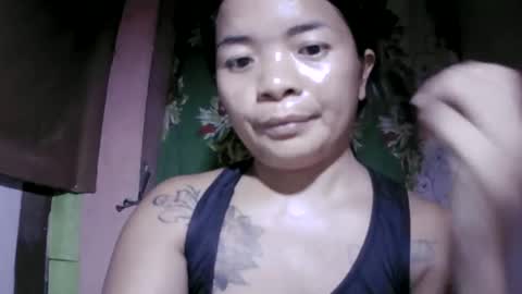 naughtymom_33 online show from 05/27/26, 07:05