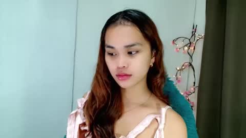 Snapshot of naughtymuse_ chatting on 02/17/26, 08:44 ELISE online show from 02/17/26, 08:44