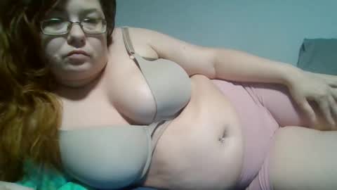 Snapshot of naughtynatalie1988x chatting on 10/02/25, 10:17 Natalie online show from 10/02/25, 10:17