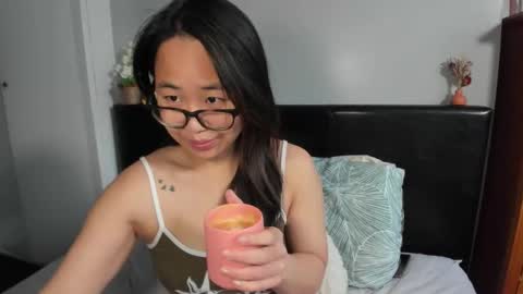 Snapshot of naughtynerdygirl chatting on 02/13/26, 10:22 Gigi Chu online show from 02/13/26, 10:22