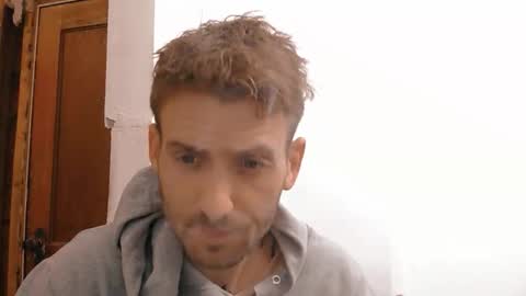 Snapshot of naughtynortherners chatting on 11/30/25, 07:23 Nick online show from 11/30/25, 07:23