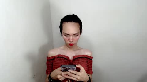 Snapshot of naughtypetiteangel chatting on 10/16/25, 12:33 naughtypetiteangel online show from 10/16/25, 12:33