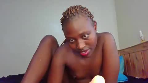 naughtyqueen12 online show from 01/15/26, 09:47