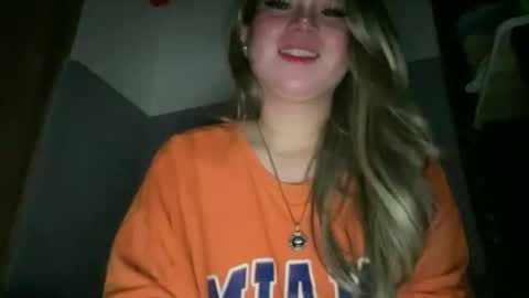 Snapshot of naughtyrosecum chatting on 04/25/26, 03:09 Rose Wilson online show from 04/25/26, 03:09