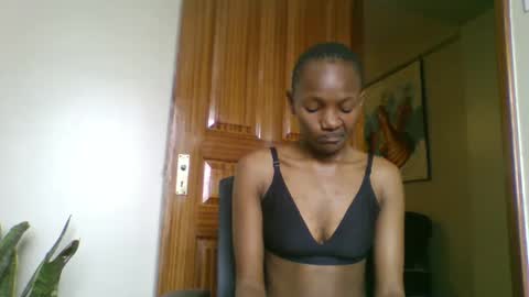 shyreen online show from 09/19/25, 11:55