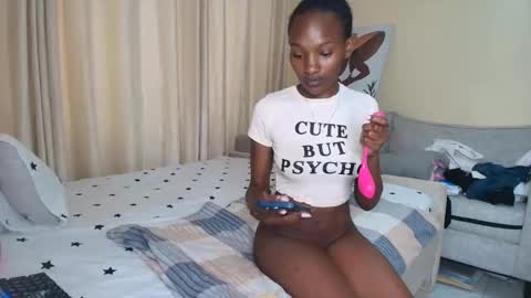 Snapshot of naughtyruby12 chatting on 02/06/26, 12:19 shyreen online show from 02/06/26, 12:19