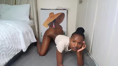Snapshot of naughtyruby12 chatting on 05/02/26, 08:08 shyreen online show from 05/02/26, 08:08