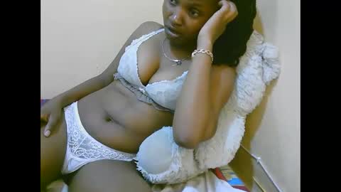 naughtyqueen online show from 10/25/25, 01:24