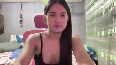 Snapshot of naughtysassy8 chatting on 03/05/25, 11:06 Naughtyqueen online show from 03/05/25, 11:06