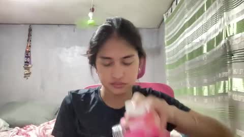 Snapshot of naughtysassy8 chatting on 03/07/25, 02:25 Naughtyqueen online show from 03/07/25, 02:25