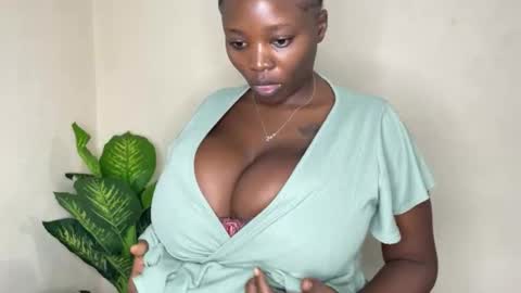 naughtysexydoll2 online show from 10/28/25, 02:42