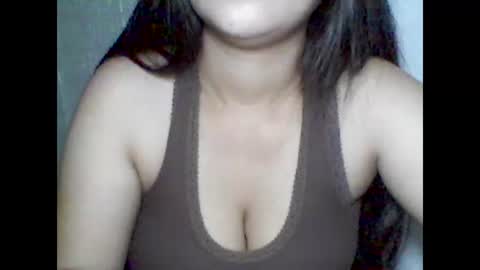 Snapshot of naughtysolen chatting on 11/23/25, 02:22 naughtysolen online show from 11/23/25, 02:22