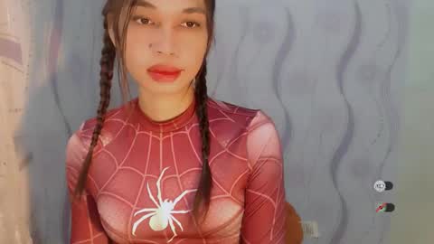 Snapshot of naughtysunshinepinay chatting on 04/25/26, 11:46 Celine online show from 04/25/26, 11:46