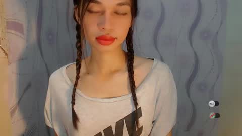 Snapshot of naughtysunshinepinay chatting on 05/06/26, 11:43 Celine online show from 05/06/26, 11:43