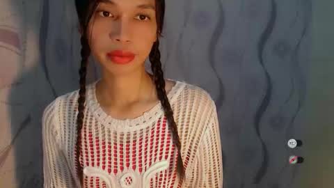Snapshot of naughtysunshinepinay chatting on 05/14/26, 12:39 Celine online show from 05/14/26, 12:39