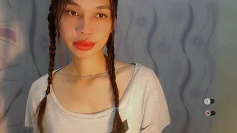 Snapshot of naughtysunshinepinay chatting on 05/15/26, 12:06 Celine online show from 05/15/26, 12:06