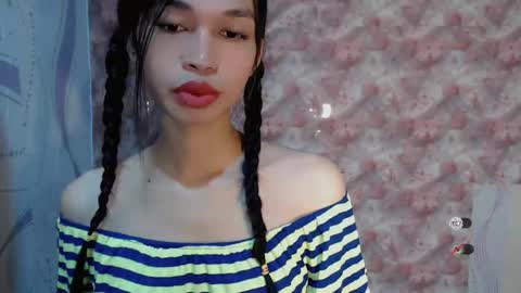 Snapshot of naughtysunshinepinay chatting on 06/02/26, 12:45 Celine online show from 06/02/26, 12:45