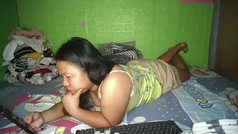 Snapshot of naughtyvina4u chatting on 03/03/25, 07:06 VI NA online show from 03/03/25, 07:06