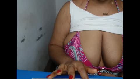 Snapshot of naughtyxpussyx chatting on 11/25/25, 12:27 naughtyxpussyx online show from 11/25/25, 12:27