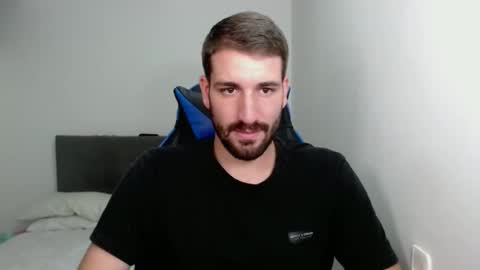 Snapshot of naugthy18boy chatting on 12/19/24, 05:18 Nico online show from 12/19/24, 05:18