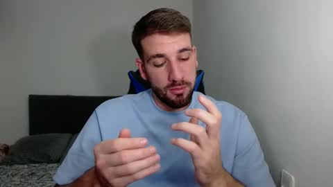 Snapshot of naugthy18boy chatting on 01/02/25, 07:40 Nico online show from 01/02/25, 07:40