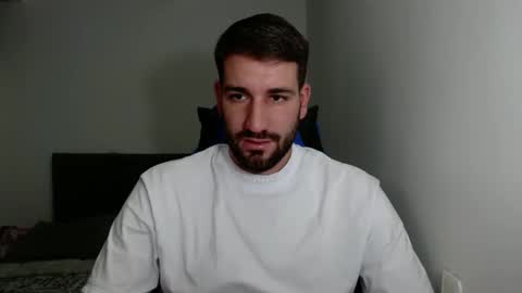 Snapshot of naugthy18boy chatting on 01/08/25, 06:52 Nico online show from 01/08/25, 06:52