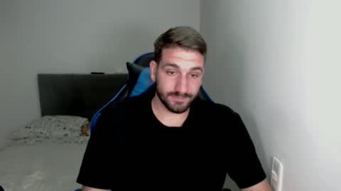 Snapshot of naugthy18boy chatting on 03/04/25, 07:43 Nico online show from 03/04/25, 07:43