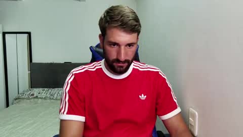 Snapshot of naugthy18boy chatting on 02/11/26, 09:31 Nico online show from 02/11/26, 09:31