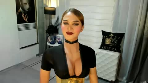 MISS IVANA online show from 01/17/25, 10:00