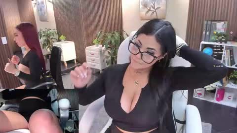         online show from 09/15/25, 07:36