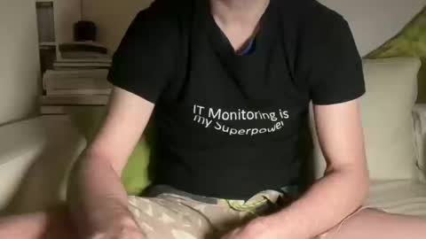 Snapshot of navigatingtothesky chatting on 03/13/26, 01:12 navigatingtothesky online show from 03/13/26, 01:12