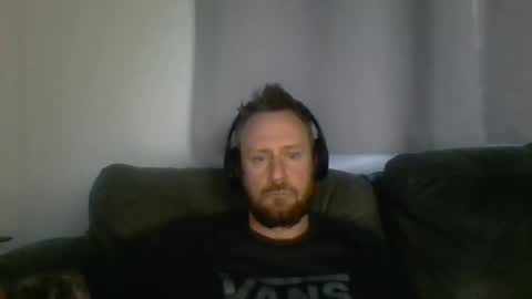 nawtydom1977 online show from 10/19/25, 09:59