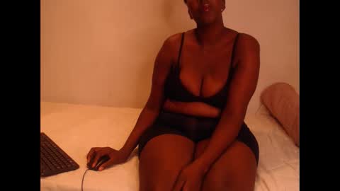 nawtylezi696 online show from 09/14/25, 08:41
