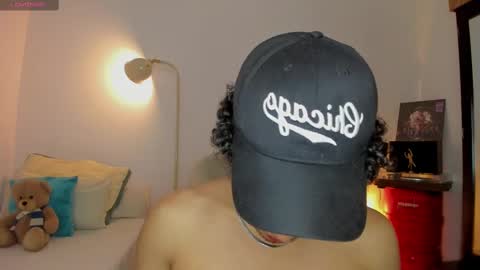 Snapshot of naxttan chatting on 09/20/25, 10:05 Natan online show from 09/20/25, 10:05