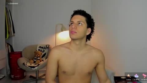 Snapshot of naxttan chatting on 10/28/25, 07:01 Natan online show from 10/28/25, 07:01