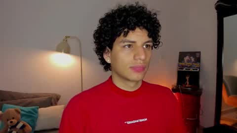 Natan online show from 12/17/25, 01:22