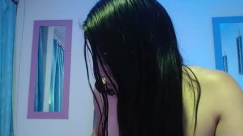 naya_10 online show from 06/26/26, 06:34