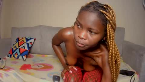 Snapshot of nayela_ chatting on 07/17/26, 12:45 nayela_ online show from 07/17/26, 12:45