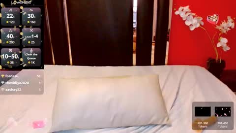 Lady Nayla online show from 02/12/25, 10:48