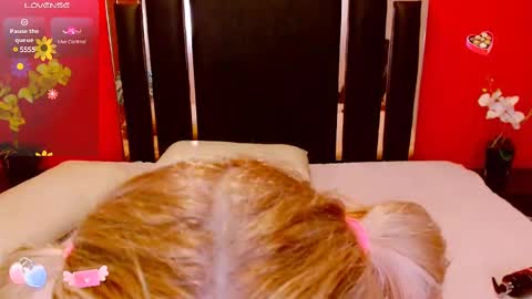 Lady Nayla online show from 02/25/25, 09:24