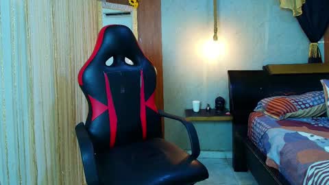 NAZPER online show from 04/10/26, 04:44