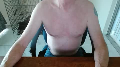 Snapshot of nclyhung954 chatting on 02/15/26, 07:32 Cian online show from 02/15/26, 07:32