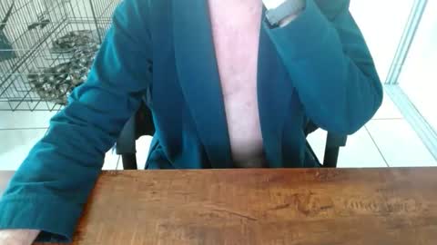 Snapshot of nclyhung954 chatting on 03/28/26, 03:22 Cian online show from 03/28/26, 03:22