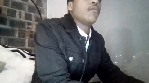 Snapshot of ndoda8 chatting on 06/14/26, 01:25 ndoda8 online show from 06/14/26, 01:25