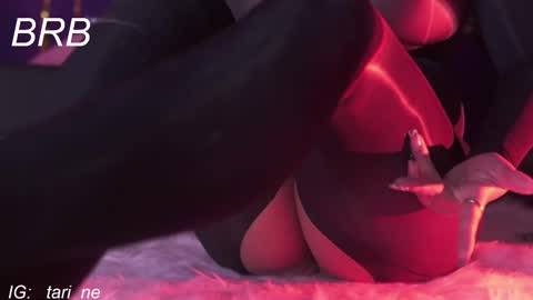 Nefertari online show from 09/25/25, 11:25