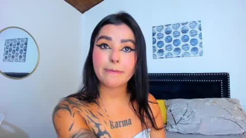 NEBULA LUX online show from 10/22/25, 07:46