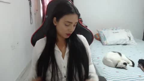 Snapshot of nebyula_star chatting on 02/05/25, 09:29 Nebyula online show from 02/05/25, 09:29