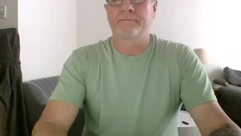 neckdown12 online show from 11/08/25, 08:29