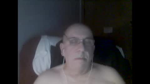 Snapshot of needlesslove chatting on 12/26/24, 02:12 Tom online show from 12/26/24, 02:12